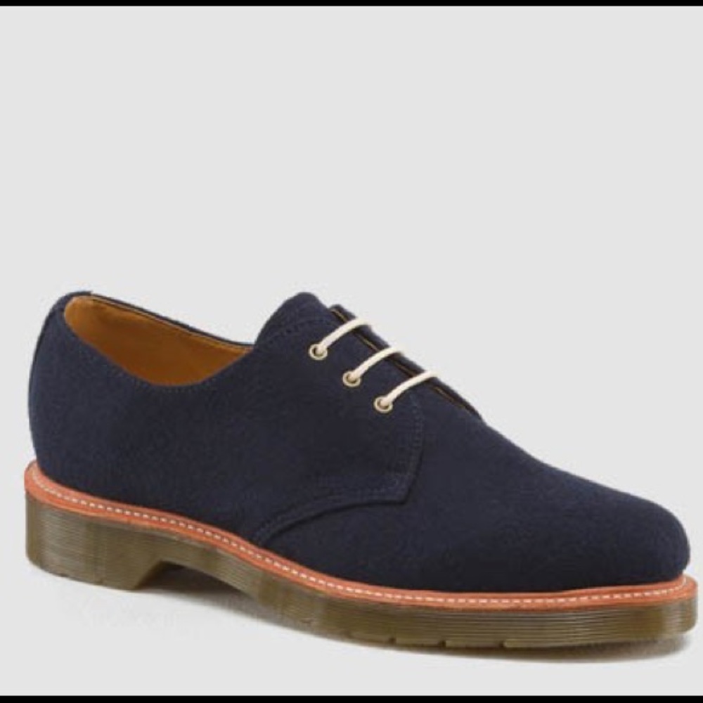 DR. MARTENS LESTER IN NAVY FELT/WOOL